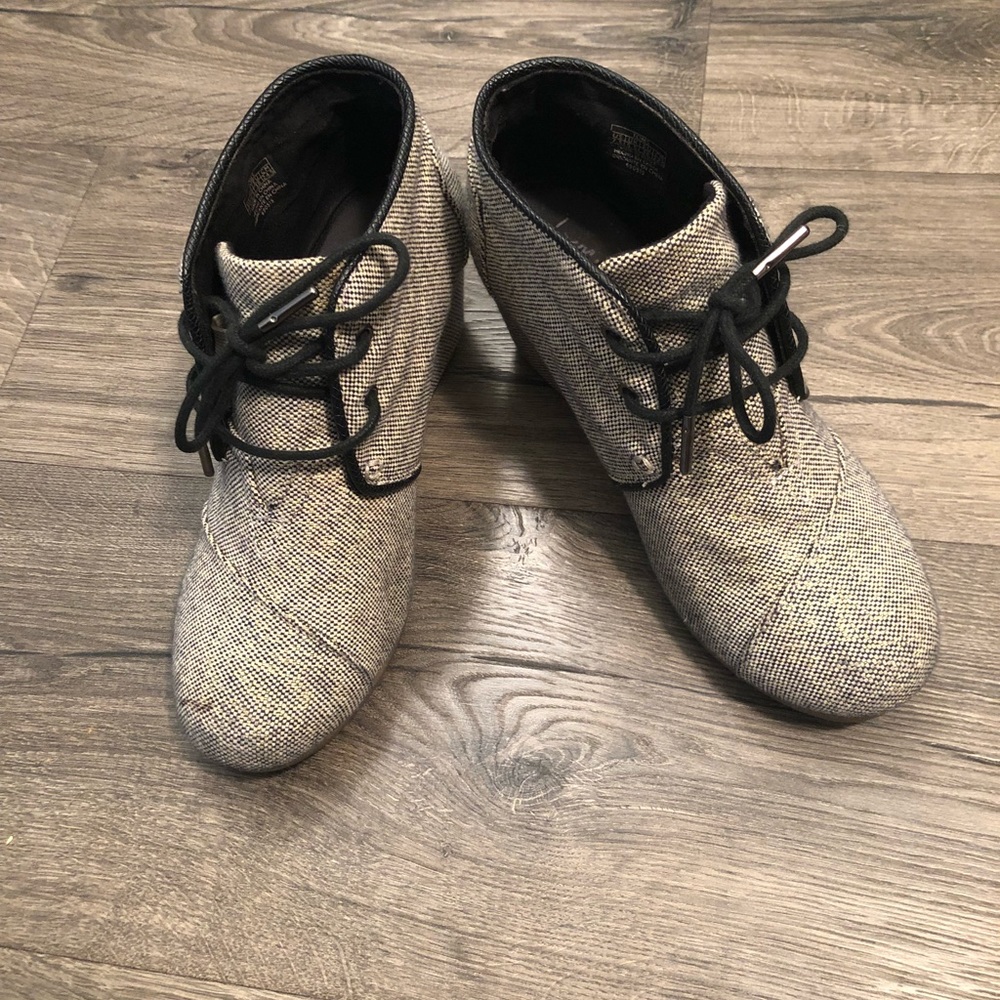 TOMS Desert Wedge